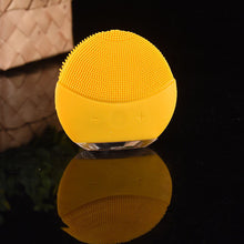 Load image into Gallery viewer, Electric Facial Cleansing Device