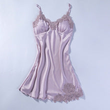 Load image into Gallery viewer, Stella