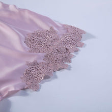 Load image into Gallery viewer, Stella