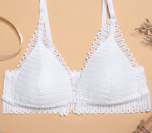 Load image into Gallery viewer, Ms. White