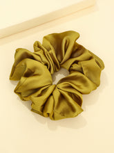 Load image into Gallery viewer, Minimalist Solid Big Scrunchie