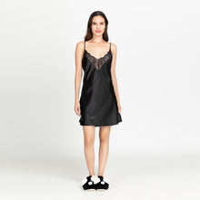 Load image into Gallery viewer, Beatrix