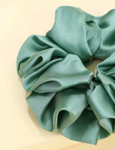 Load image into Gallery viewer, Minimalist Solid Big Scrunchie