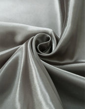Load image into Gallery viewer, Premium Satin Gray Pillowcase (2pcs)