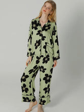 Load image into Gallery viewer, Fleur