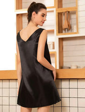 Load image into Gallery viewer, Classic Silk Dress