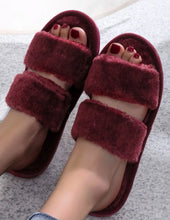 Load image into Gallery viewer, Burgundy Fluffy Slippers