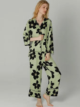 Load image into Gallery viewer, Fleur