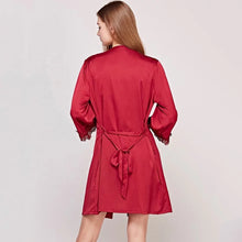 Load image into Gallery viewer, Rose