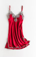 Load image into Gallery viewer, Medeline