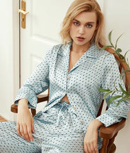 Load image into Gallery viewer, Amoura