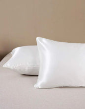 Load image into Gallery viewer, Premium Silk Satin White Pillowcase (2pcs)